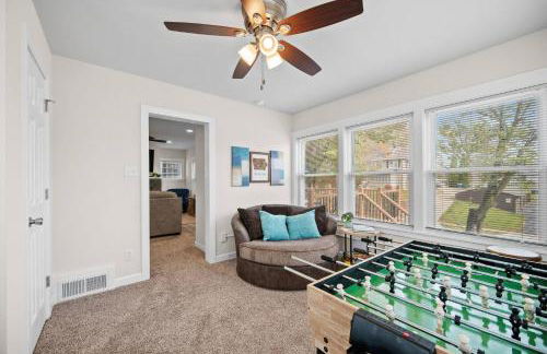 Ingersoll Immersion: Your Urban 4BR Retreat! - Foto 16