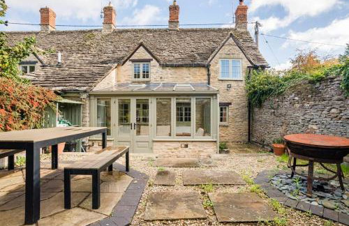 Charming Cottage in Cotswolds Riverside Village - Foto 26