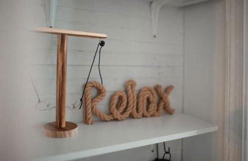 Giggling Creek Cottage - BedJet! King Sized! Gazebo, 45 Acres, Arcades, Nintendo, more - Photo 8