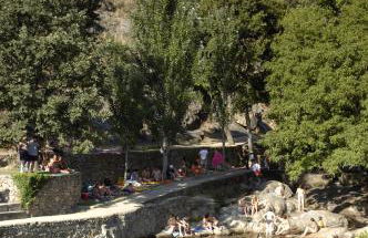 Casa Rural ARBEQUINA & Esquí La Covatilla - Foto 32