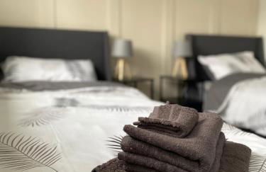 Luxury-Style Retreat in a Quiet Village - Foto 4