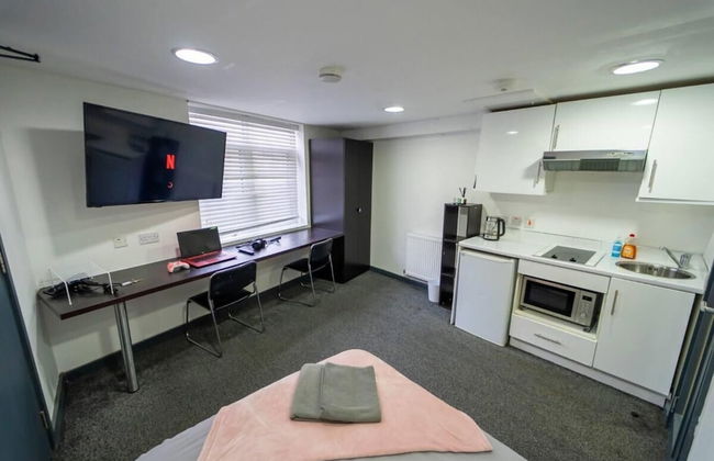 Spacious Comfortable Studio Near the University - Photo 17