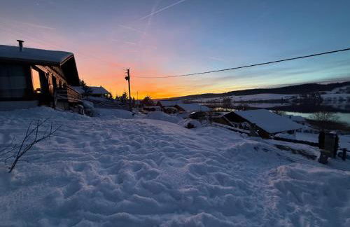 Chalet Charmant rénové au bord du Lac St Point - Foto 1
