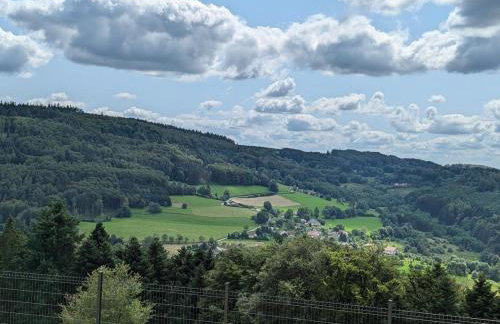 Gîte avec piscine chauffée, spa et vue sur la vallée - FR-1-589-655 - Foto 8