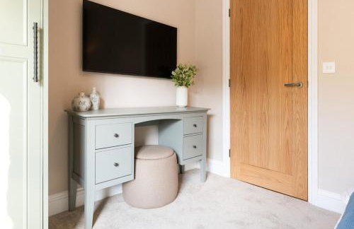 Cheltenham Loft - Photo 8