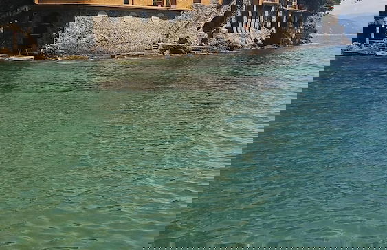 Rapallo 2-bed Apt, Sleeps 5 With Hot Tub - Foto 26