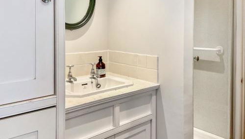 The Piggery - Photo 5