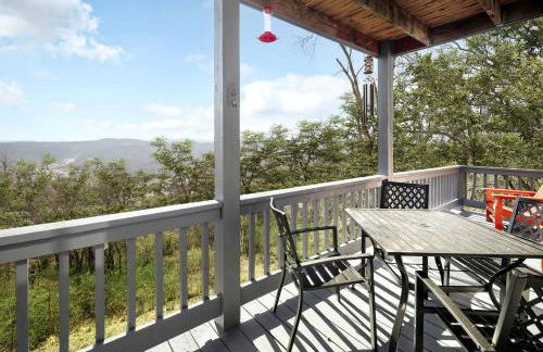 Splendid Mountaintop Cabin Retreat near South Branch Potomac River in West Virginia - Foto 36