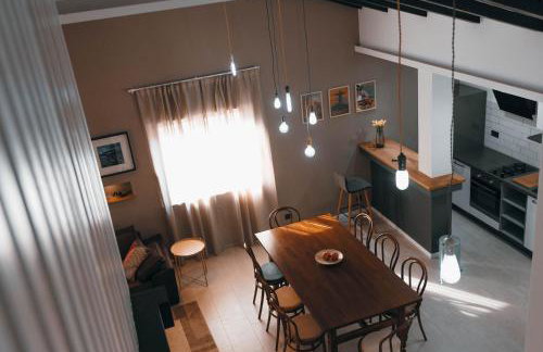 Cozy country home with heated outdoor pool - Photo 13