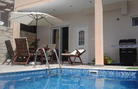 “Theeporto” Maisonette with pool - Photo 42