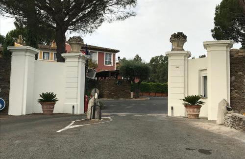 LES RESTANQUES DE SAINT-TROPEZ - Foto 22