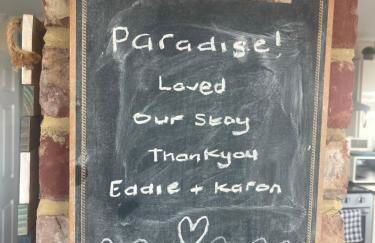 Beautiful 2 bedroom beach getaway - Foto 5