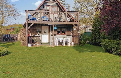 Two-Bedroom Holiday Home In Nowe Warpno - Foto 2