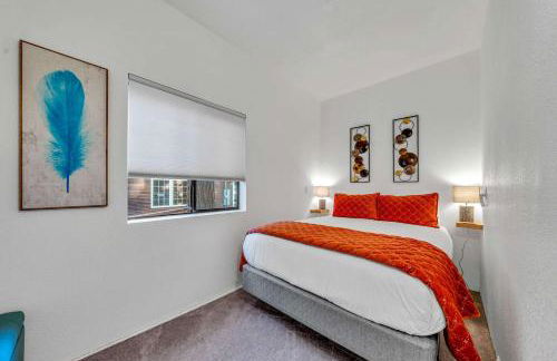 Tahoe Retreat with Decks and Separate Studio - Foto 25