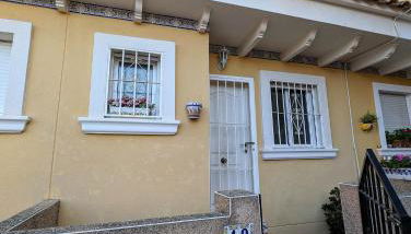 2 Bedroom Algorfa Townhouse with Pool - Foto 5