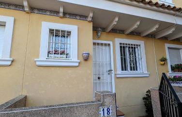 2 Bedroom Algorfa Townhouse with Pool - Foto 5