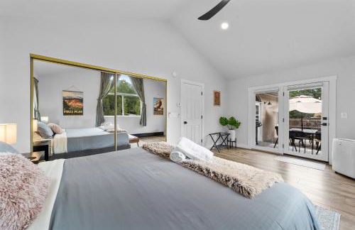 Canyon Retreat with Hot Tub 3min to Broadmoor - Foto 30