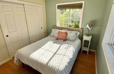 Medford Home And 2 Condos With Pool - Photo 57