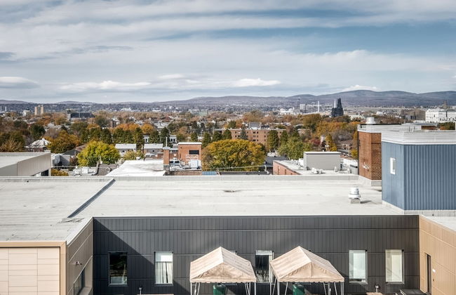 Appartement Luxe | Incredible Sunset View - Pool - Parking - Near Old Québec - Foto 1
