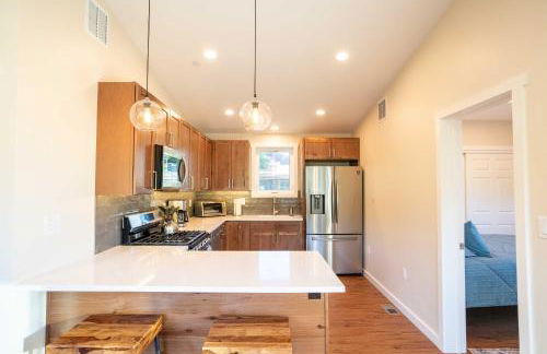 Golden Cottage Near Red Rocks and School of Mines! - Photo 7