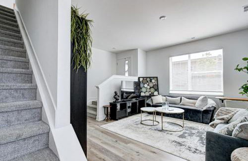 Downtown 1 mi Sleeps 6 wRooftop 3BR 4BED New built Modern Stylish Luxury - Foto 76