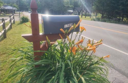 Sunny & Open 2 Bdrm - Close to Stowe Village, Shopping, Mtn Views! - Foto 24