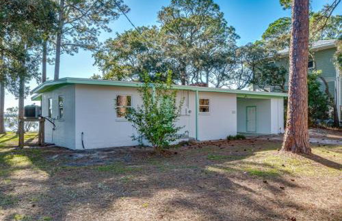 Shoreline Serenity- The Golden Goat on the Bay - Foto 18