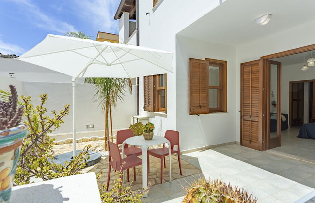 Poseidon Residence - Photo 42