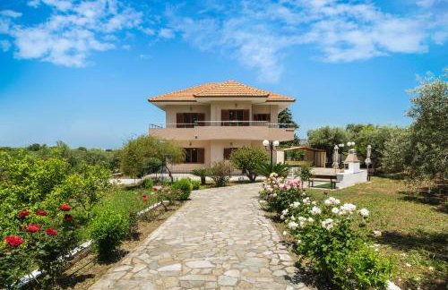 Garden House with Pool, 10min to center - Foto 6