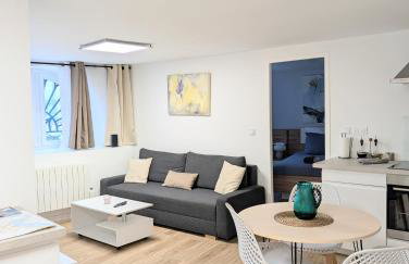 Appartement rénové place du Palais avec parking - Foto 1