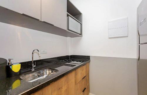 Prédio novo próximo ao parque Barigui com coworking e lavanderia - Foto 18