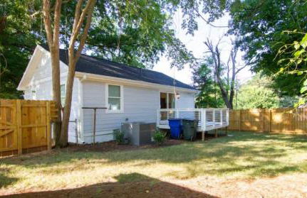 Pet Friendly Family Home Steps to Raleigh Greenway - Foto 14