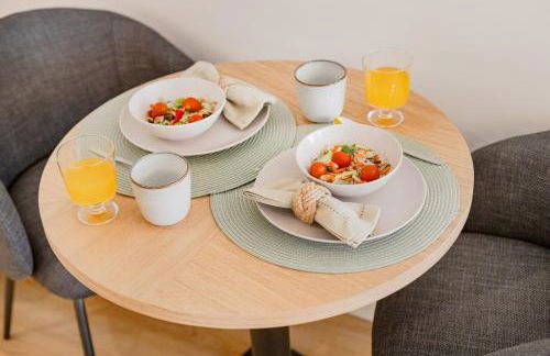 Studio Central 111 Collection - Photo 30