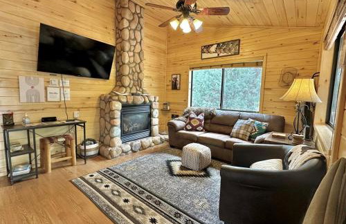 Western theme! Amazing Spa, Fireplace and Deck! - Foto 31