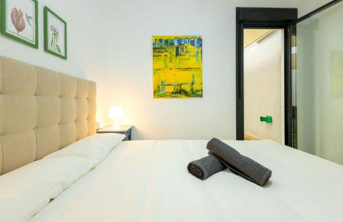 Charming 2 Bedroom Apartment with FREE PARKING close to Torre del Oro by Ocityzen - Foto 33