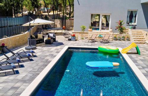 Luxury Villa Andrea Vrzika in forest near the sea with heated pool - Foto 36