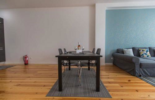 Central Lisbon Flat by Pink St - Photo 10