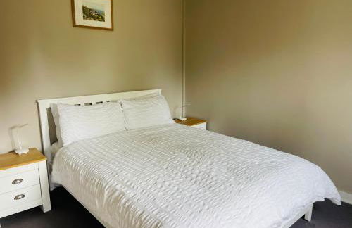 The Barn cottage with hot tub overlooking the lake - Foto 16