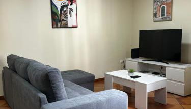 Machico Village Apartment - Private parking - Foto 3