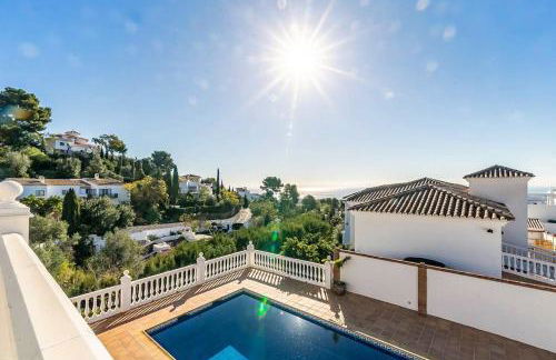 88-Exclusive Villa with Private Pool in Mijas, Malaga - Photo 2