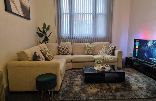 Our Apartment is a Home Away From Home Choice, Tastefully Furnished for Comfort - Foto 1