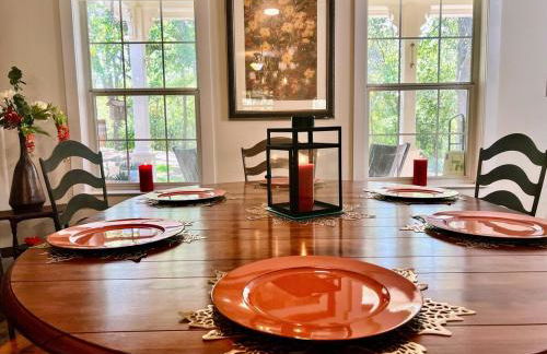 Gated Estate Escape! Three BR - Foto 18