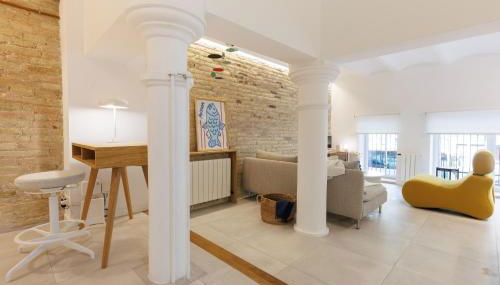 Stylish Apartment near Plaça España - Foto 2