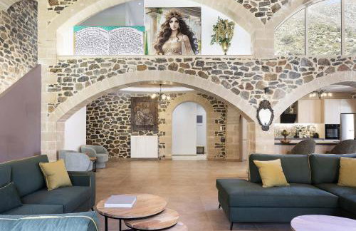 Villa Pasiphae - With Private Heated Pool - Photo 68