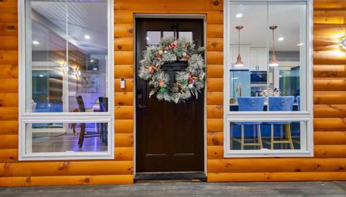 New Sunday River Ski Retreat with Hot Tub Spa - FirePit Sleeps 16 - Foto 5