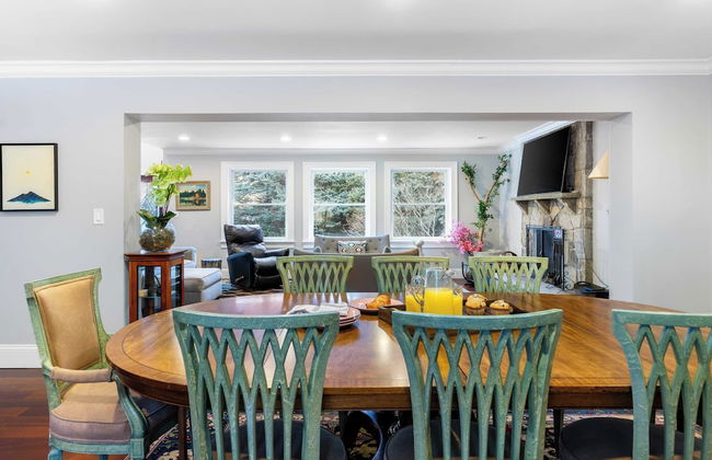 Hudson River Views + Firepit, Patio, Dog Run, Game Room Stone Manor - Photo 11