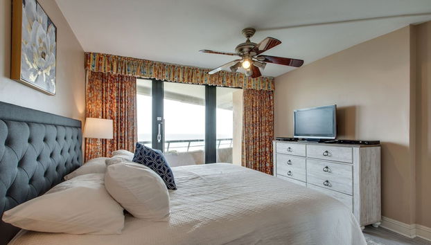 Elite Paradise 2 Bedroom Condo by RedAwning - Foto 4, Habitación