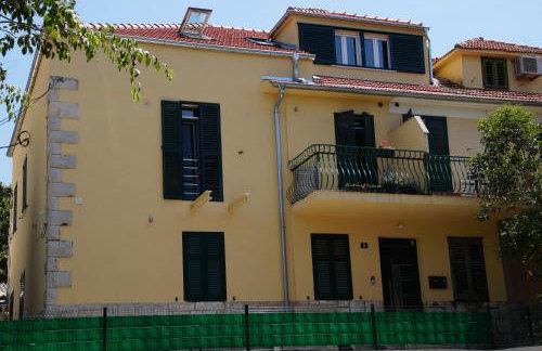 Bacvice Beach - Photo 15