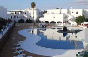 The 9 souls - pool view - Foto 2