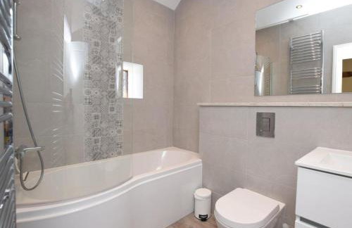 2 Bed in Ashford In The Water oc-pk502 - Photo 10